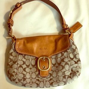 Authentic Coach handbag (women’s)